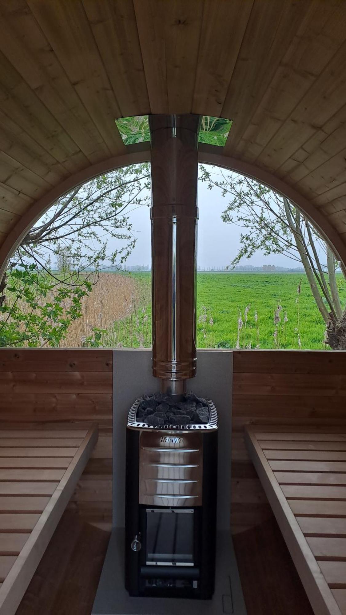 B&B De Hemelse Polder ซินต์-เลาไรนส์ ภายนอก รูปภาพ